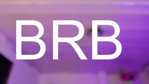 Snapshot of kylie_fire chatting on 12-27-24, 04:43 kylie online show from 12-27-24, 04:43