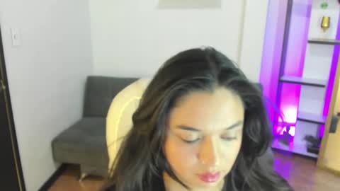 kylie online show from 01-07-26, 01:24