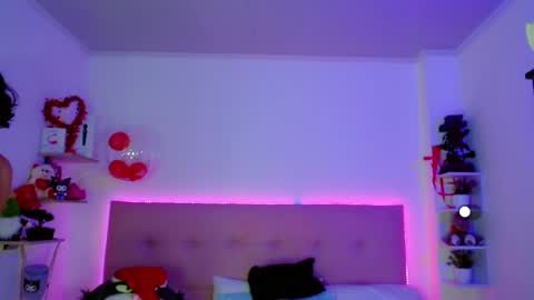 Snapshot of kylie_hottt_ chatting on 12-16-24, 08:58 k ylie online show from 12-16-24, 08:58