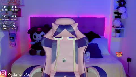Snapshot of kylie_hottt_ chatting on 01-06-25, 03:09 k ylie online show from 01-06-25, 03:09