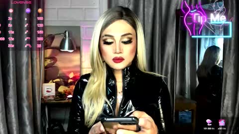 Snapshot of kylie_iyutera chatting on 02-27-25, 03:15 kylie online show from 02-27-25, 03:15