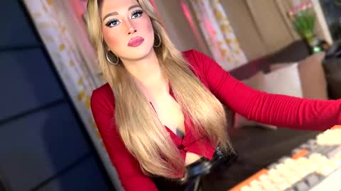 Snapshot of kylie_iyutera chatting on 05-14-26, 09:49 kylie online show from 05-14-26, 09:49
