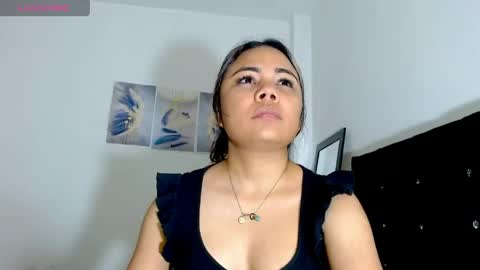 Paola online show from 05-20-26, 12:22