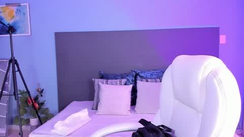Kylie Reyes  online show from 12-07-24, 05:53