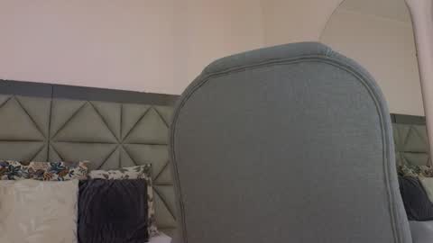 Kylie Reyes  online show from 11-19-25, 07:36