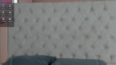  Kylie  online show from 11-30-25, 01:48