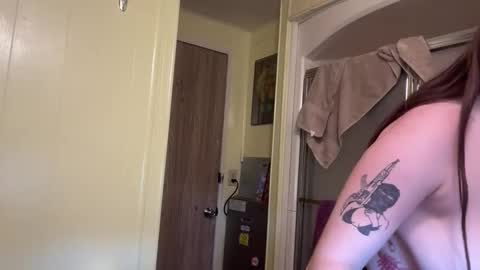 kylie_star30 online show from 03-17-26, 07:50