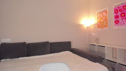 Snapshot of kylie_starrrr chatting on 01-12-25, 02:03 Ann online show from 01-12-25, 02:03