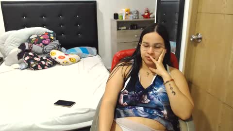 Snapshot of kylie_switch chatting on 06-11-26, 12:32 Instagram Kylie switch followme buy lovense here online show from 06-11-26, 12:32