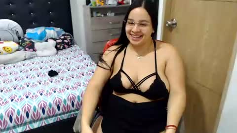 Snapshot of kylie_switch chatting on 07-08-26, 12:15 Instagram Kylie switch followme buy lovense here online show from 07-08-26, 12:15