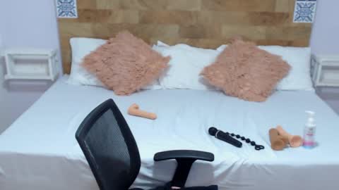 Melissa online show from 01-19-25, 04:25