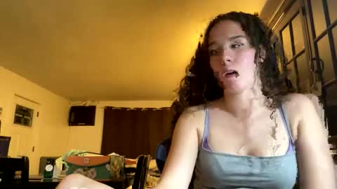 Kylie online show from 12-01-25, 12:04