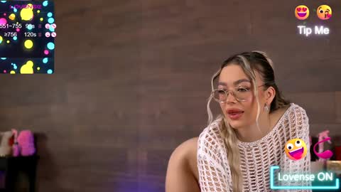 Kylie online show from 12-18-24, 10:13