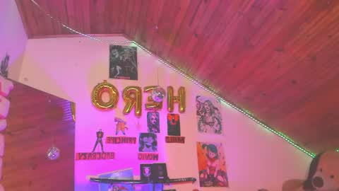 Snapshot of kyliekandy chatting on 04-22-26, 09:27 online show from 04-22-26, 09:27