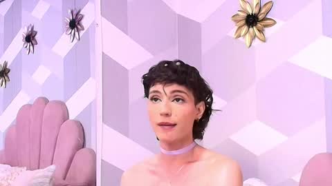 Snapshot of kyliemonnet chatting on 09-17-25, 02:08 Kylie jl online show from 09-17-25, 02:08