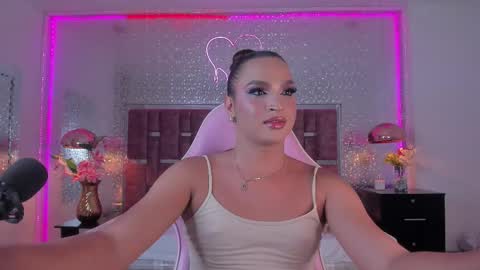 Kylie online show from 09-16-25, 04:57