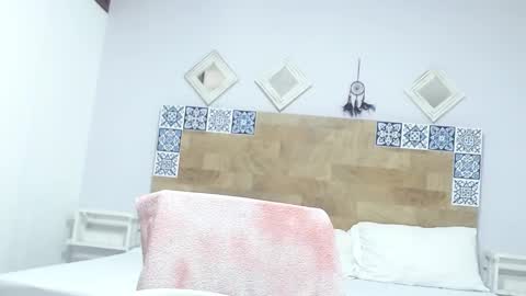 Kylie online show from 01-16-25, 01:14