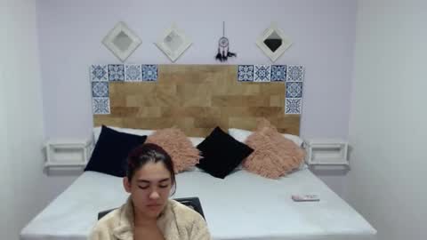 Kylie online show from 01-18-25, 05:10