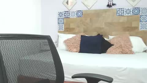 Kylie online show from 02-28-25, 02:20