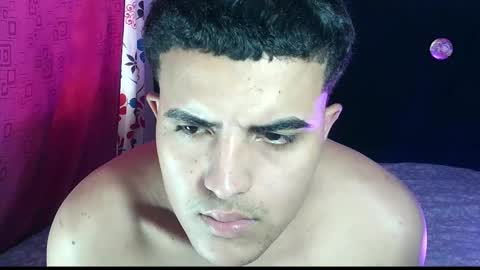 kym629357 online show from 11-08-25, 09:02