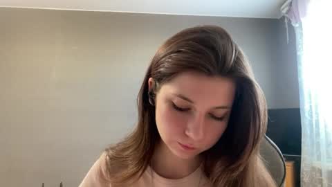Snapshot of kymberlychimes chatting on 05-20-26, 04:02 Kary online show from 05-20-26, 04:02