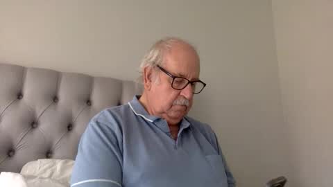 Snapshot of kymstuart59 chatting on 05-28-26, 02:53 kymstuart59 online show from 05-28-26, 02:53