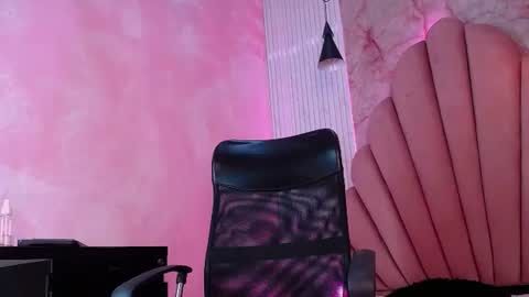 Snapshot of kyomi_hunt chatting on 06-18-26, 04:46 kyomi_hunt online show from 06-18-26, 04:46