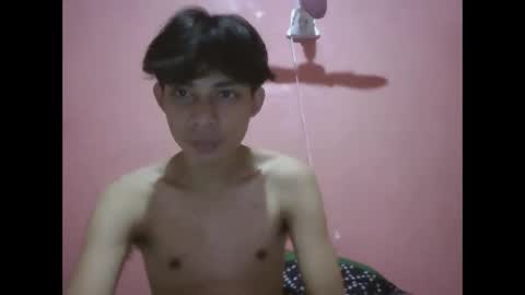 kyoshi_19 online show from 10-04-25, 12:47