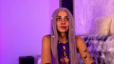 Snapshot of kyradesire chatting on 06-18-26, 02:54 kyradesire online show from 06-18-26, 02:54