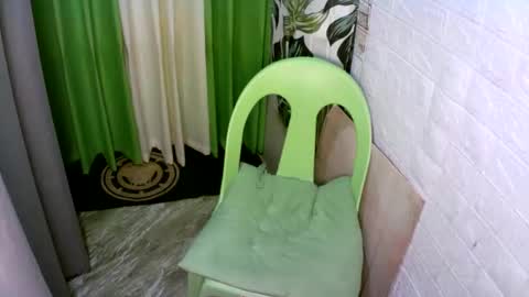 kyutshyne online show from 11-21-25, 06:01