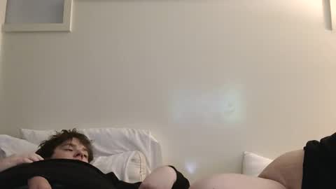 Snapshot of l1lybaby chatting on 05-08-26, 03:56 Lily online show from 05-08-26, 03:56