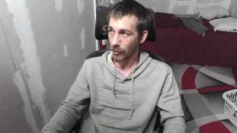 Snapshot of l1v1nth3dr3am chatting on 10-01-25, 06:58 l1v1nth3dr3am online show from 10-01-25, 06:58