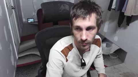 Snapshot of l1v1nth3dr3am chatting on 10-27-25, 08:40 l1v1nth3dr3am online show from 10-27-25, 08:40