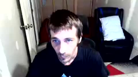 Snapshot of l1v1nth3dr3am chatting on 07-13-26, 12:52 l1v1nth3dr3am online show from 07-13-26, 12:52