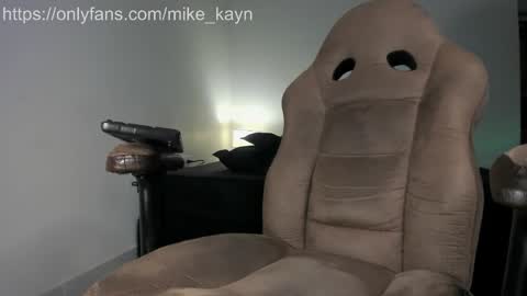 l3m0nb0y_ online show from 10-19-25, 03:29