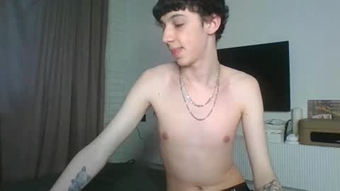 Snapshot of l8199 chatting on 02-02-26, 01:32 liam online show from 02-02-26, 01:32