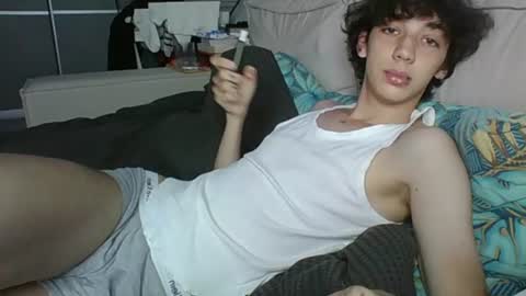 Snapshot of l8199 chatting on 08-03-26, 05:06 liam online show from 08-03-26, 05:06