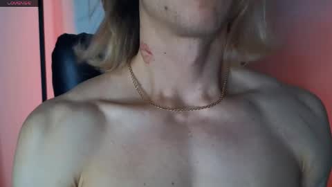 Snapshot of l_adonis_l chatting on 04-23-26, 06:25 Adonis online show from 04-23-26, 06:25