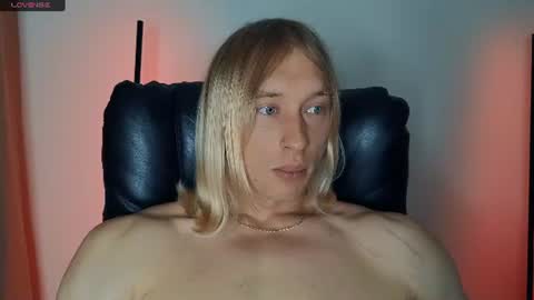 Snapshot of l_adonis_l chatting on 06-18-26, 07:19 Adonis online show from 06-18-26, 07:19