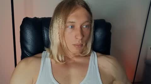 Snapshot of l_adonis_l chatting on 06-29-26, 07:58 Adonis online show from 06-29-26, 07:58