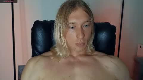 Snapshot of l_adonis_l chatting on 06-30-26, 08:15 Adonis online show from 06-30-26, 08:15