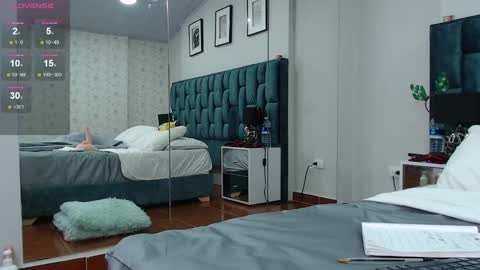 Snapshot of la_crespa_x chatting on 12-18-24, 06:35 la crespa x online show from 12-18-24, 06:35