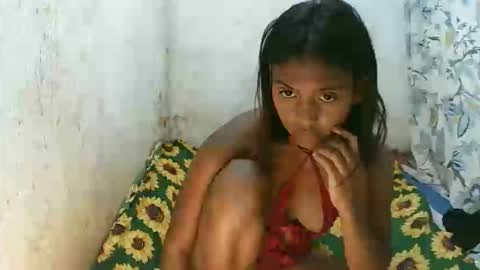 Snapshot of la_diva59887 chatting on 10-21-25, 07:42 la_diva59887 online show from 10-21-25, 07:42