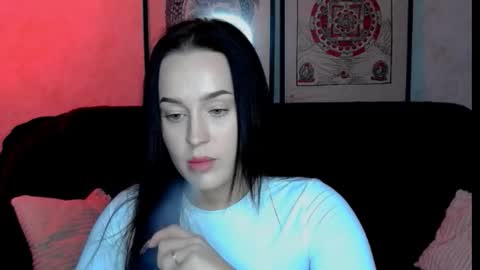 KIRA online show from 09-17-25, 08:21