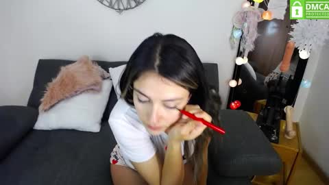 Snapshot of la_rola_ chatting on 02-26-25, 11:59 Catalina online show from 02-26-25, 11:59