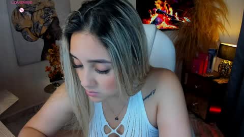 Snapshot of la_venezolana chatting on 04-08-26, 05:29 Vero online show from 04-08-26, 05:29