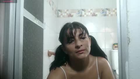 Snapshot of la_wuaifu1 chatting on 11-15-25, 07:21 la_wuaifu1 online show from 11-15-25, 07:21