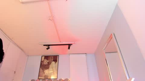 Cris  online show from 12-28-24, 12:03