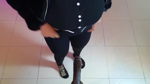 Snapshot of laady_brownn chatting on 02-19-26, 11:06 Cris online show from 02-19-26, 11:06