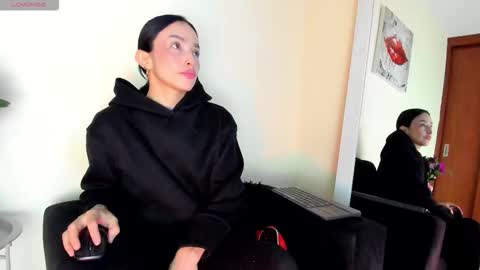 Snapshot of lace_victoria chatting on 02-23-26, 01:25 lace_victoria online show from 02-23-26, 01:25